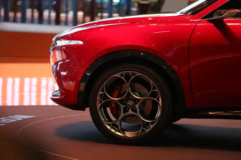 Alfa Romeo Tonale Foto LIVE - Salone di Ginevra 2019 - 2