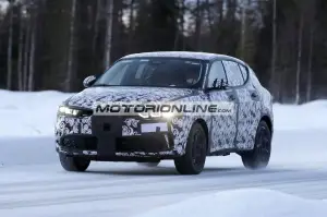 Alfa Romeo Tonale - Foto spia 17-1-2022 - 6