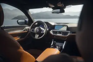 Alpina B4 Gran Coupe 2023 - Foto