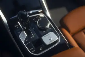 Alpina B4 Gran Coupe 2023 - Foto