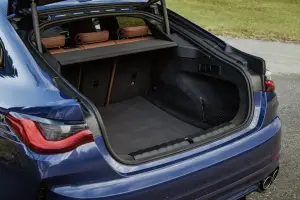 Alpina B4 Gran Coupe 2023 - Foto