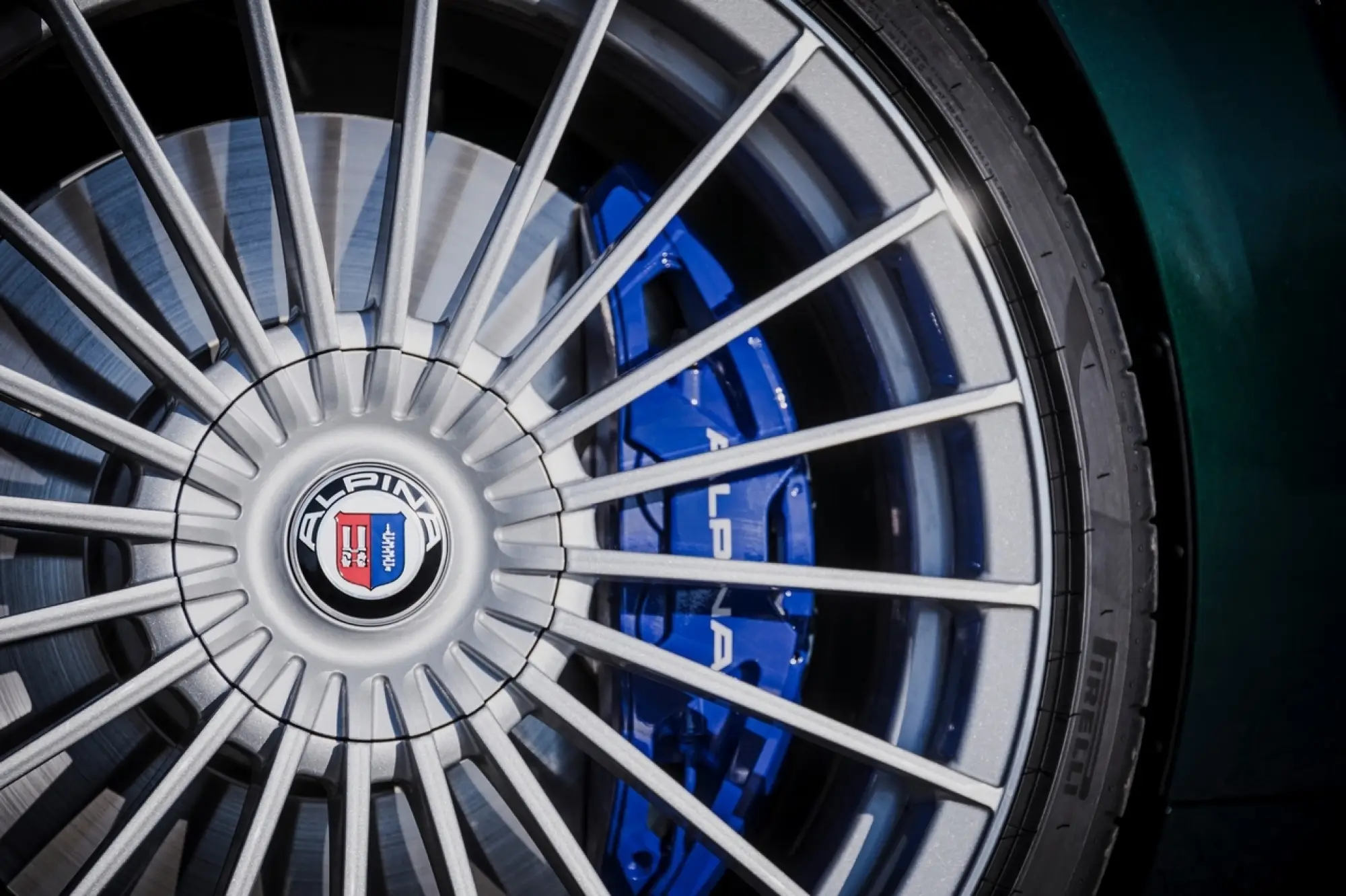 Alpina B8 Gran Coupe 2023 - Foto - 12