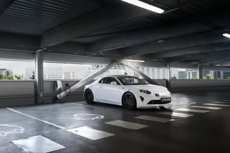 Alpine A110 E-Ternité - Foto - 3