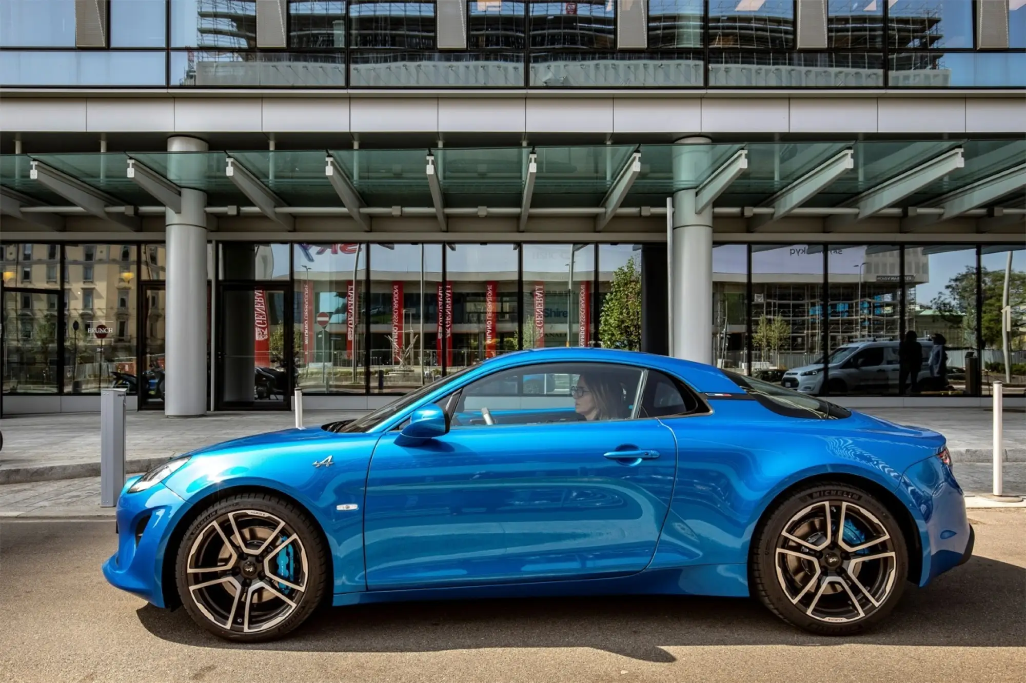 Alpine A110 - Milano Design Week 2018 - 4