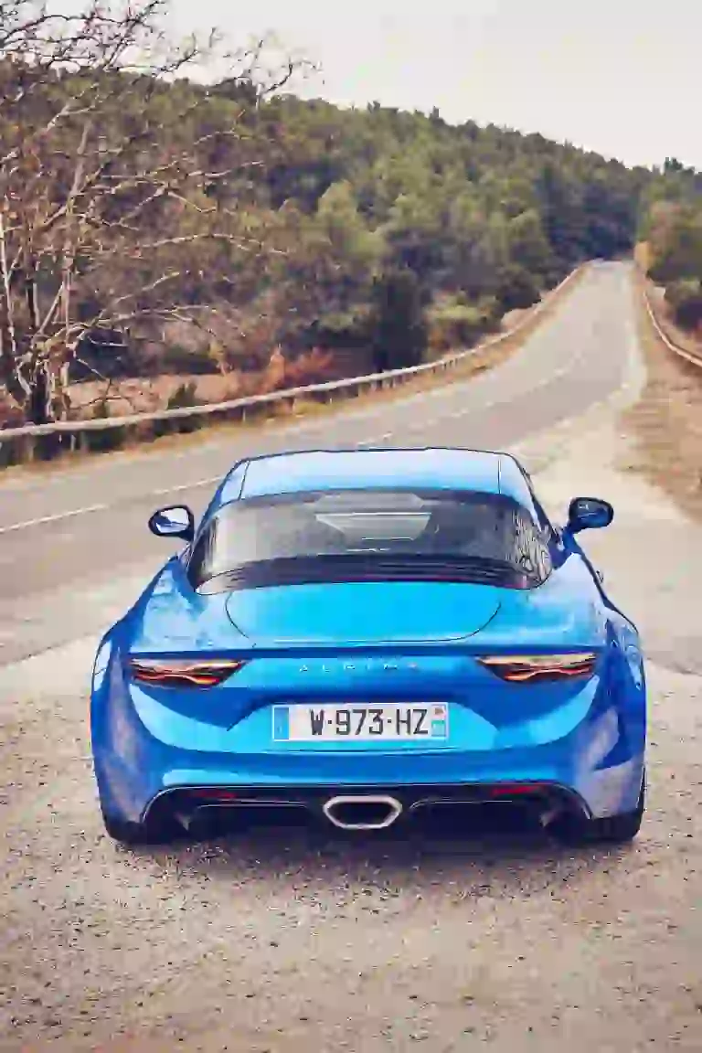 Alpine A110 Premiere Edition - 32