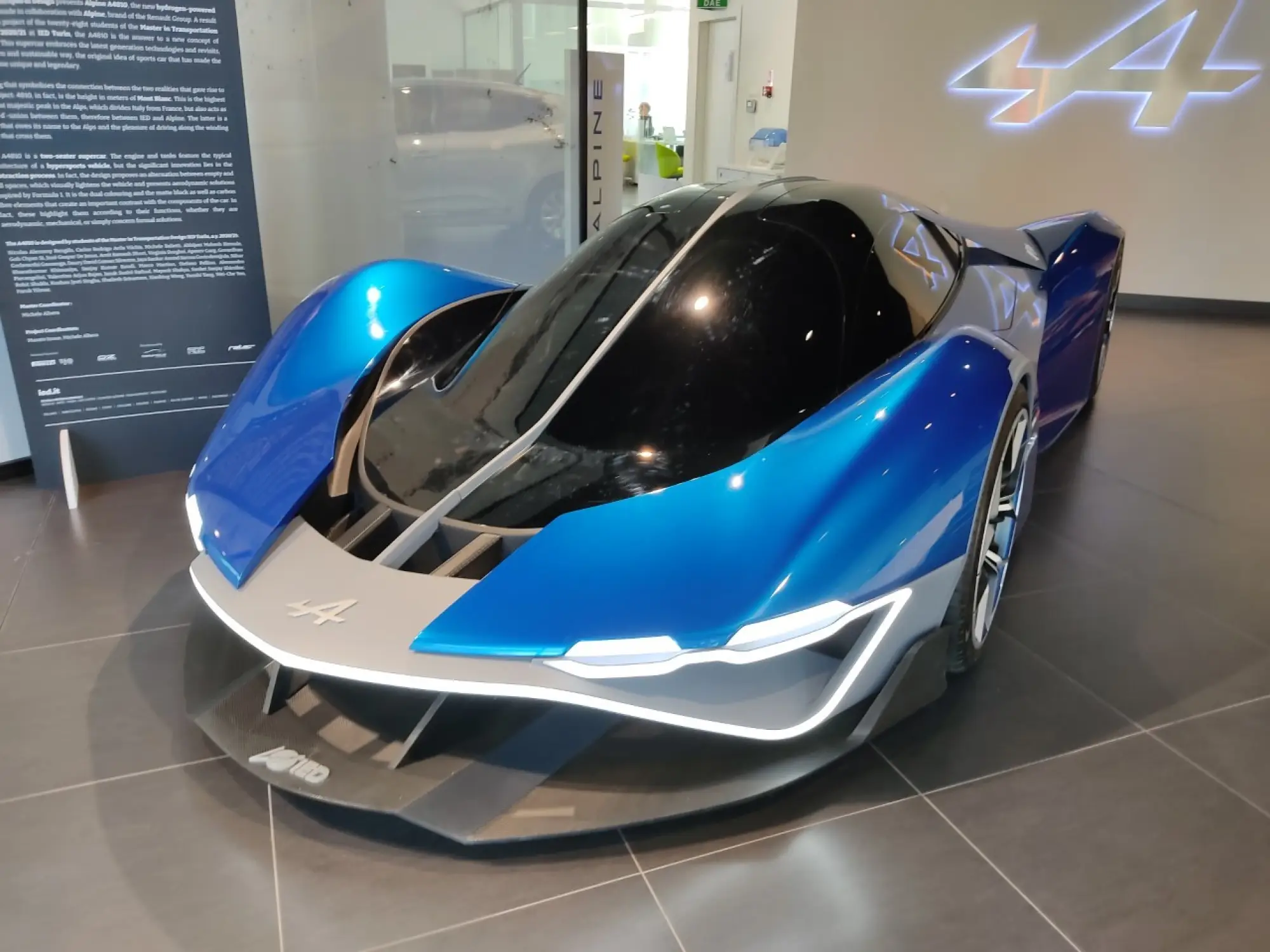 Alpine A4810 - Milano - 10