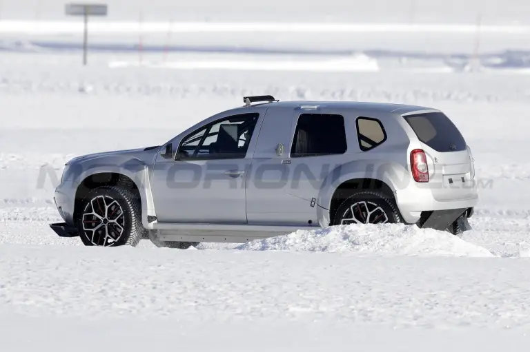 Alpine GT X-Over - Foto Spia 21-03-2022 - 13