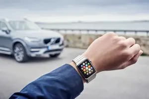 Apple Watch in auto