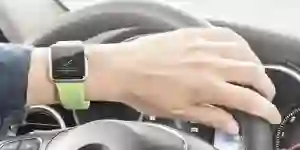 Apple Watch in auto - 4