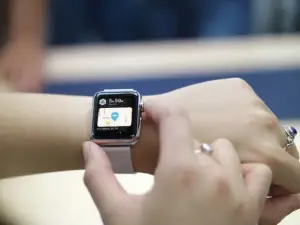 Apple Watch in auto - 6