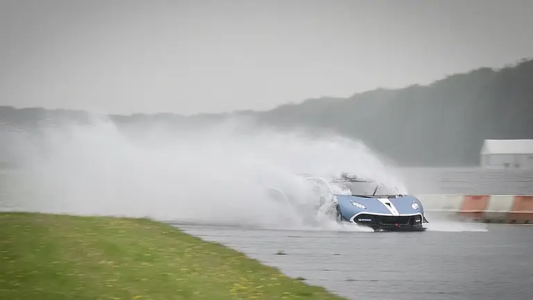 Arrinera Hussarya GT - 2