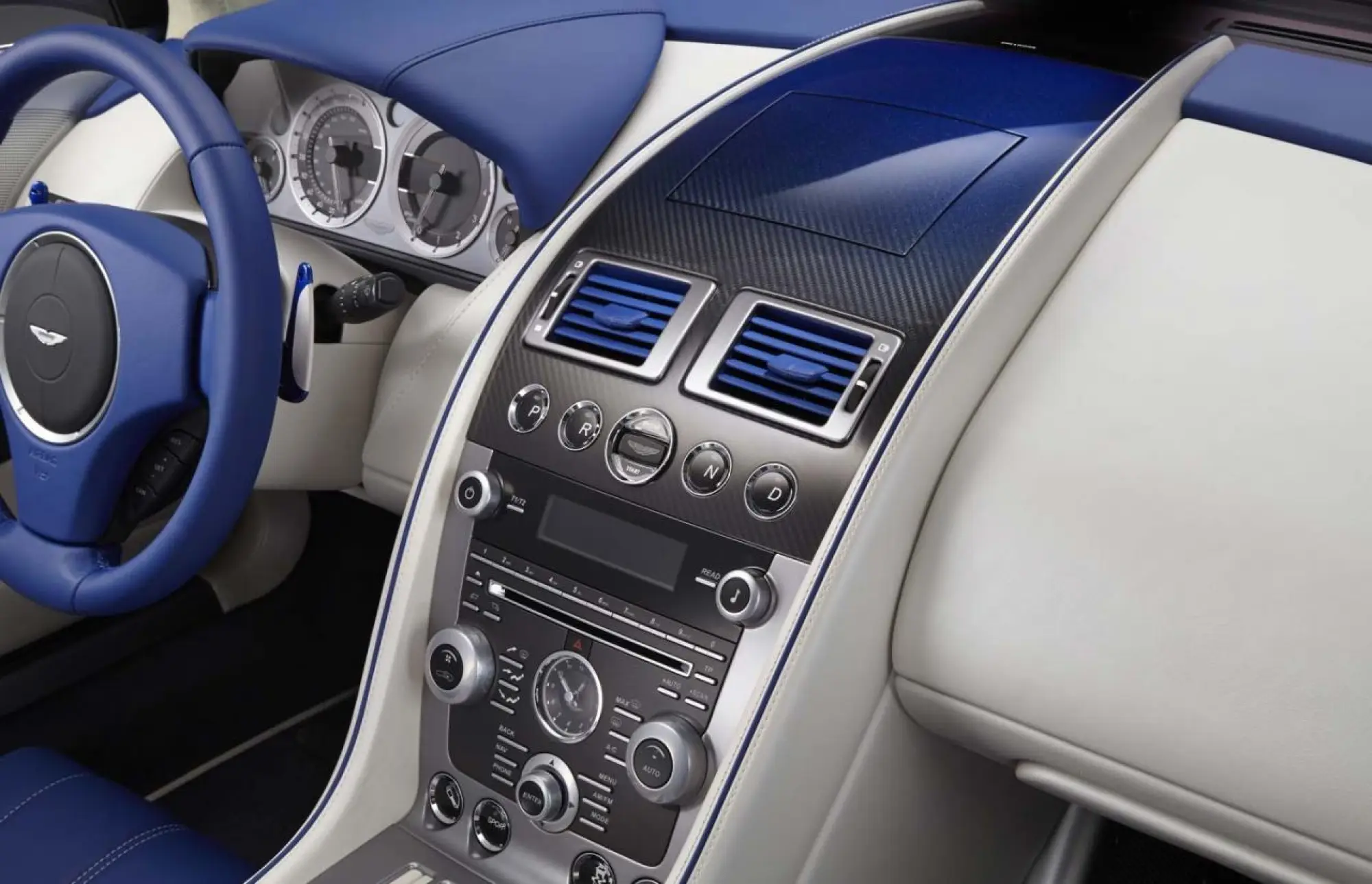 Aston Martin DB9 Morning Frost - 2