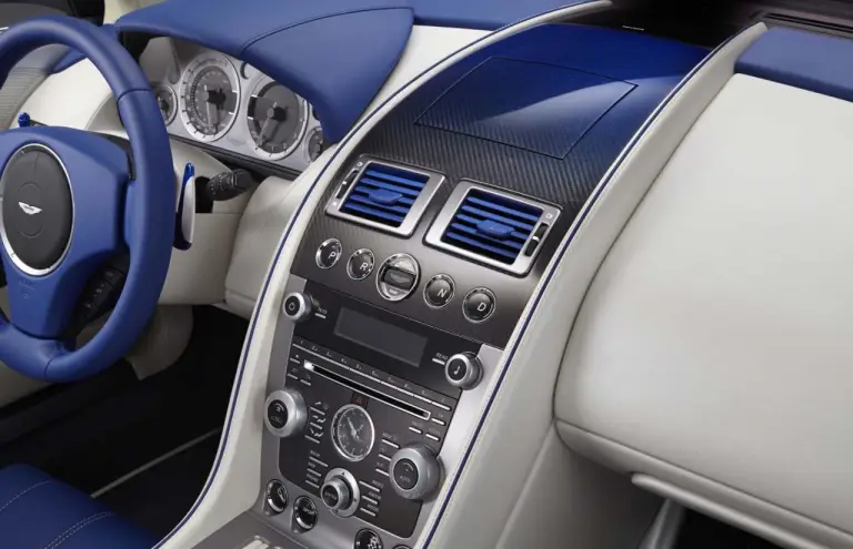 Aston Martin DB9 Morning Frost - 2
