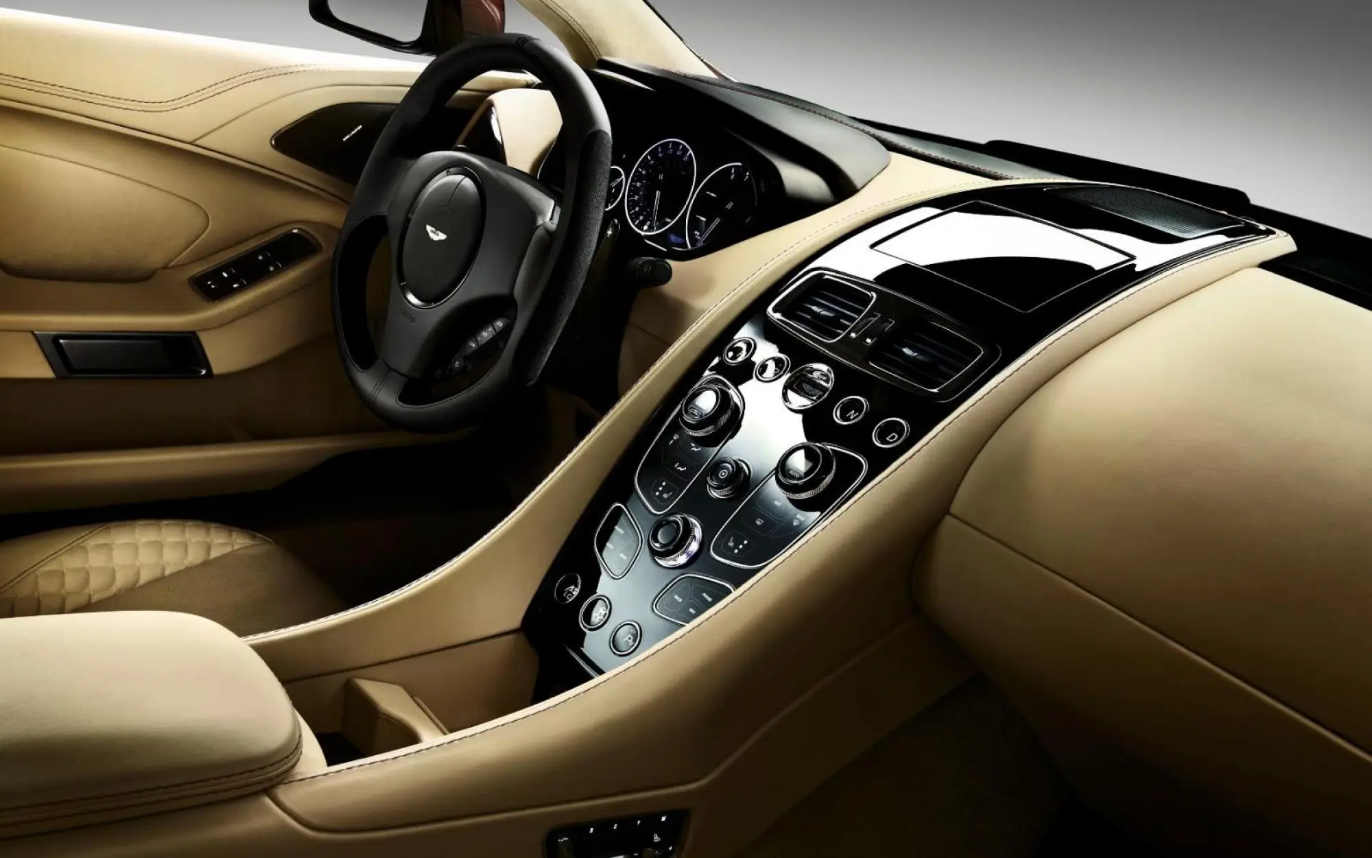 Aston Martin AM 310 Vanquish ufficiale - 18