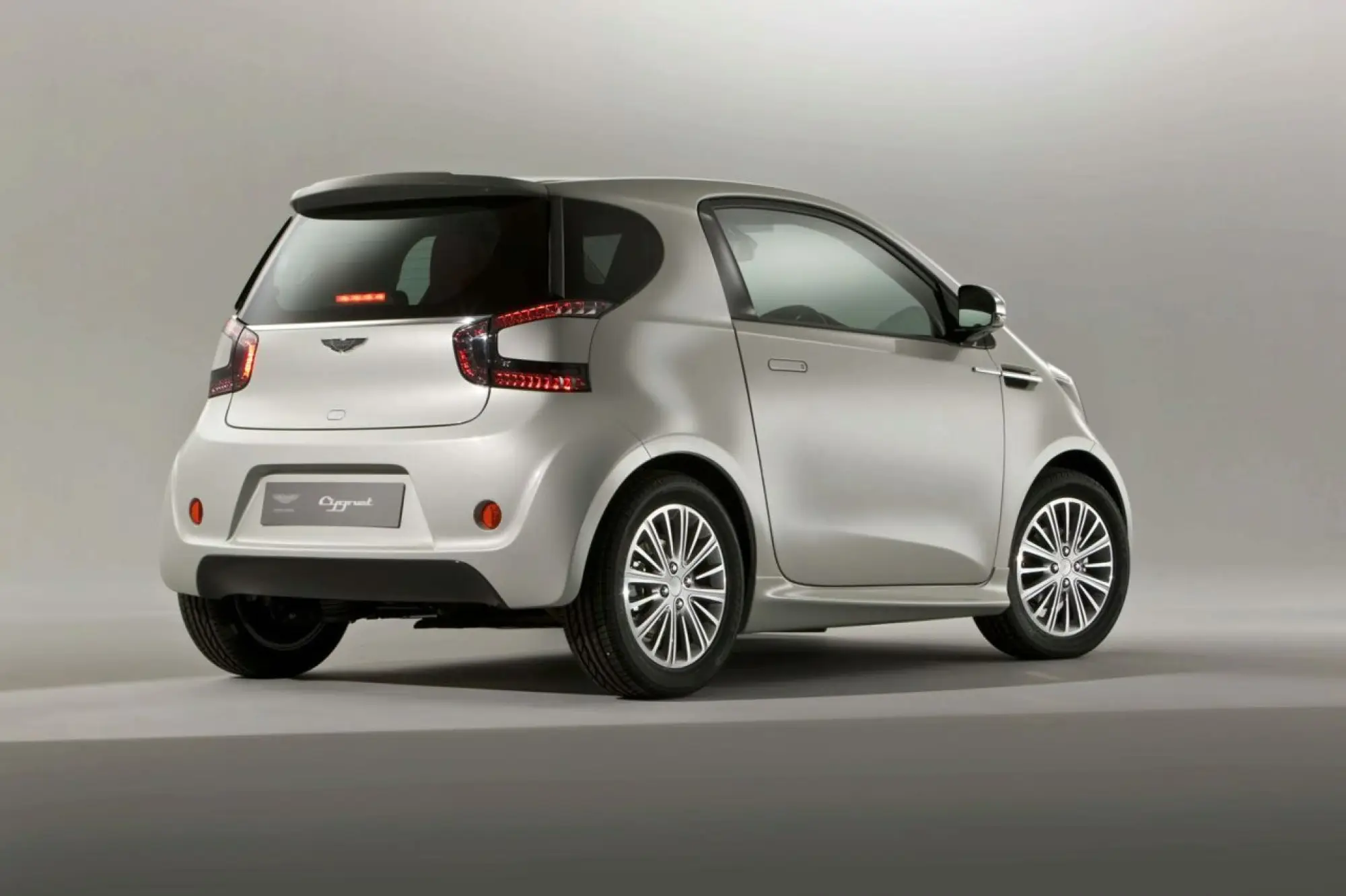 Aston Martin Cygnet - 2