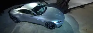 Aston Martin DB10