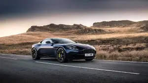 Aston Martin DB11 AMR - 5