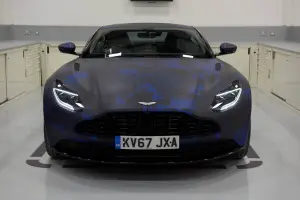 Aston Martin DB11 con livrea RB14