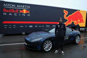 Aston Martin DB11 con livrea RB14