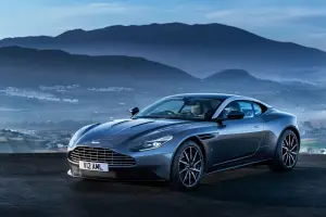 Aston Martin DB11 - Foto leaked - 1