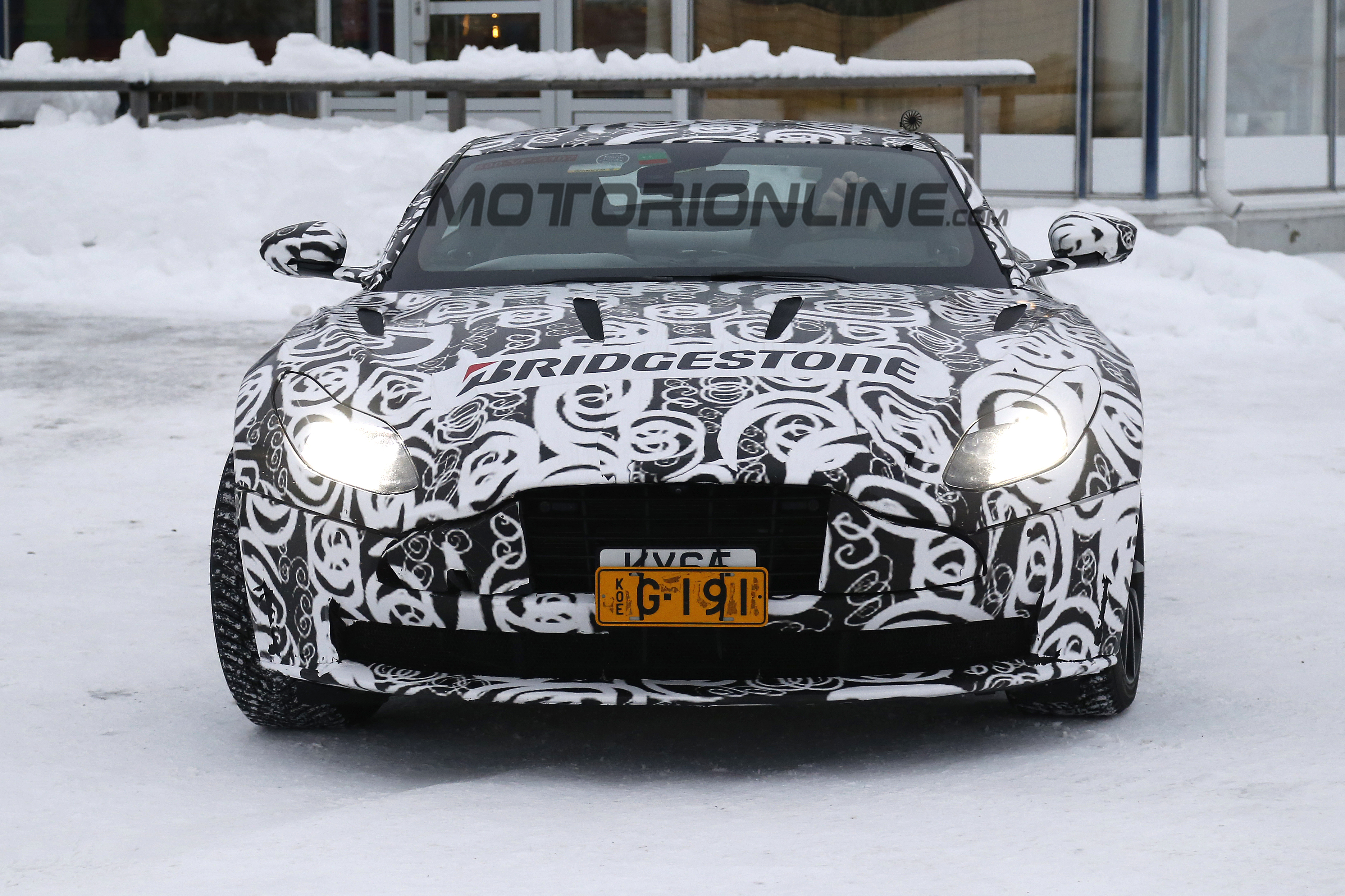 Aston Martin DB11 - Foto spia 18-02-2016