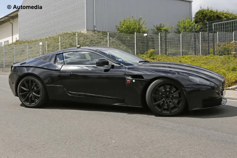 Aston Martin DB11 - Foto spia 19-05-2015 - 4