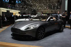 Aston Martin DB11 - Salone di Ginevra 2016