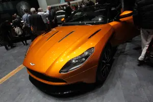 Aston Martin DB11 - Salone di Ginevra 2016