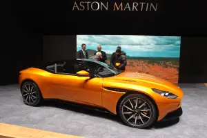 Aston Martin DB11 - Salone di Ginevra 2016