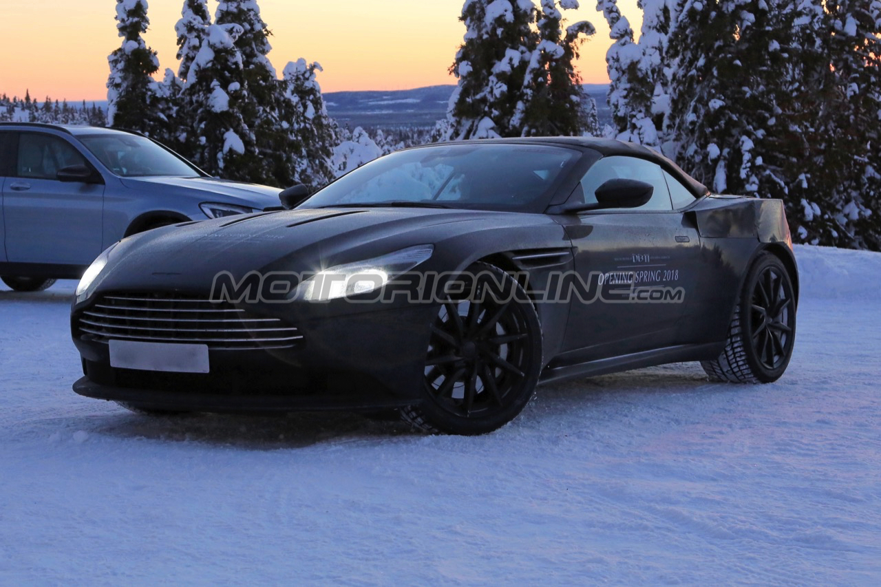 Aston Martin DB11 Volante - Foto Spia 15-12-2016