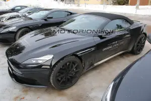 Aston Martin DB11 Volante foto spia 20 Febbraio 2017 - 6