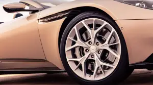 Aston Martin DB11 Volante - 21