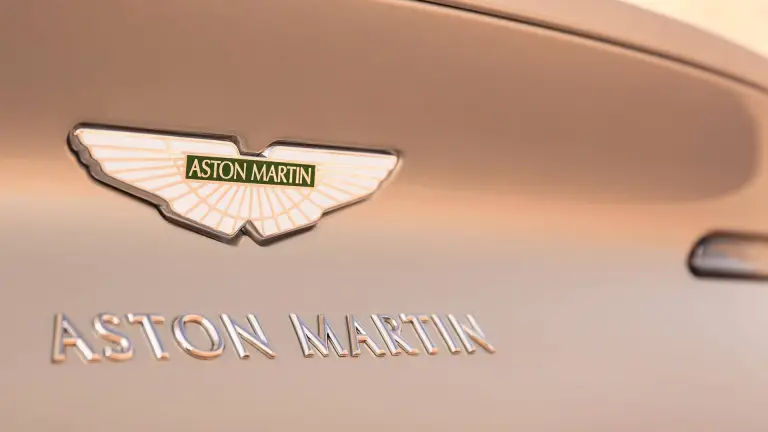 Aston Martin DB11 Volante - 22