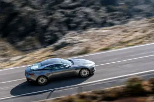 Aston Martin DB11 - 42