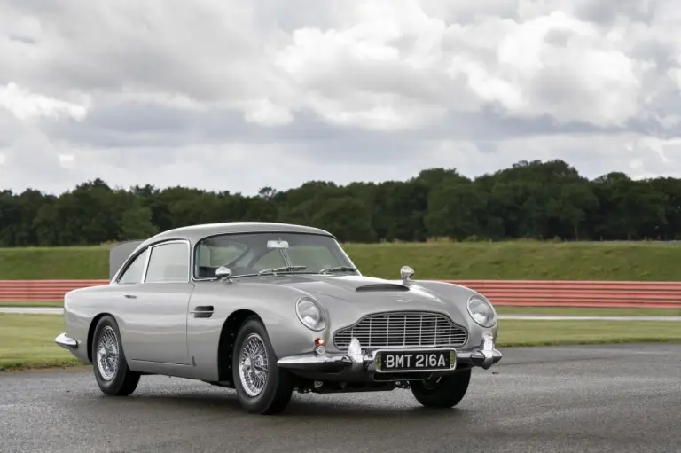 Aston Martin DB5 Goldfinger Continuation - Foto ufficiali - 7