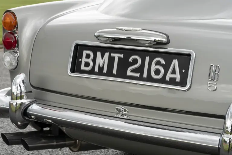 Aston Martin DB5 Goldfinger Continuation - Foto ufficiali - 16