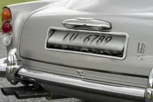 Aston Martin DB5 Goldfinger Continuation - Foto ufficiali