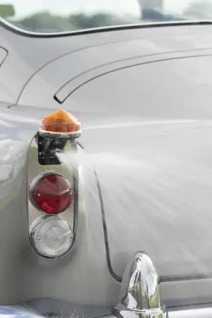 Aston Martin DB5 Goldfinger Continuation - Foto ufficiali
