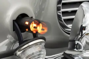 Aston Martin DB5 Goldfinger Continuation - Foto ufficiali
