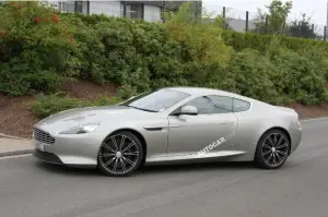 Aston Martin DB9 2013 foto spia - 1