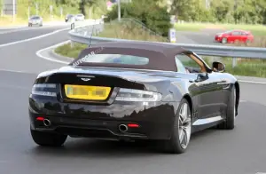 Aston Martin DB9 2013 foto spia