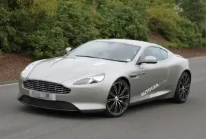 Aston Martin DB9 2013 foto spia