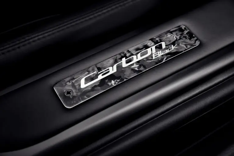 Aston Martin DB9 Carbon Edition  - 7