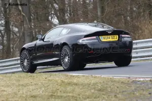 Aston Martin DB9 muletto prova nuova generazione - Foto spia 24-03-2015 - 7