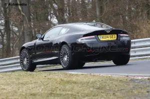 Aston Martin DB9 muletto prova nuova generazione - Foto spia 24-03-2015