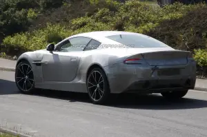 Aston Martin DB9/DBS 2013 foto spia - 5