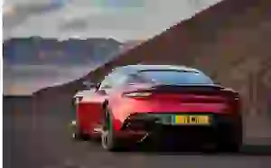 Aston Martin DBS Superleggera foto leaked 26 giugno 2018