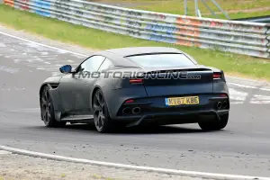 Aston Martin DBS Superleggera foto spia 6 giugno 2018 - 9