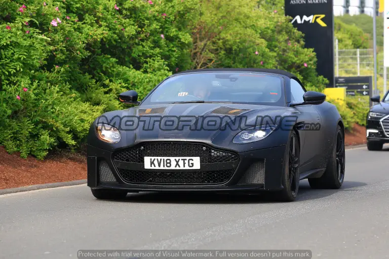 Aston Martin DBS Superleggera Volante - Foto spia 16-05-2018 - 10