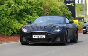 Aston Martin DBS Superleggera Volante - Foto spia prototipo 16-05-2018